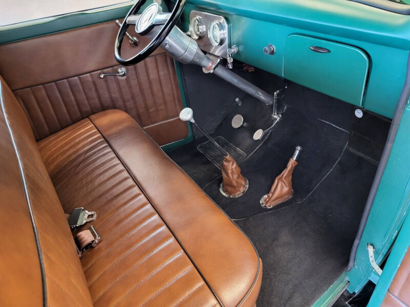 1937 Ford Model 81C 1/2 Ton