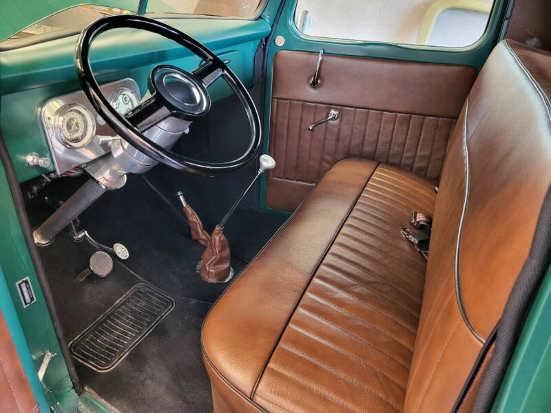 1937 Ford Model 81C 1/2 Ton