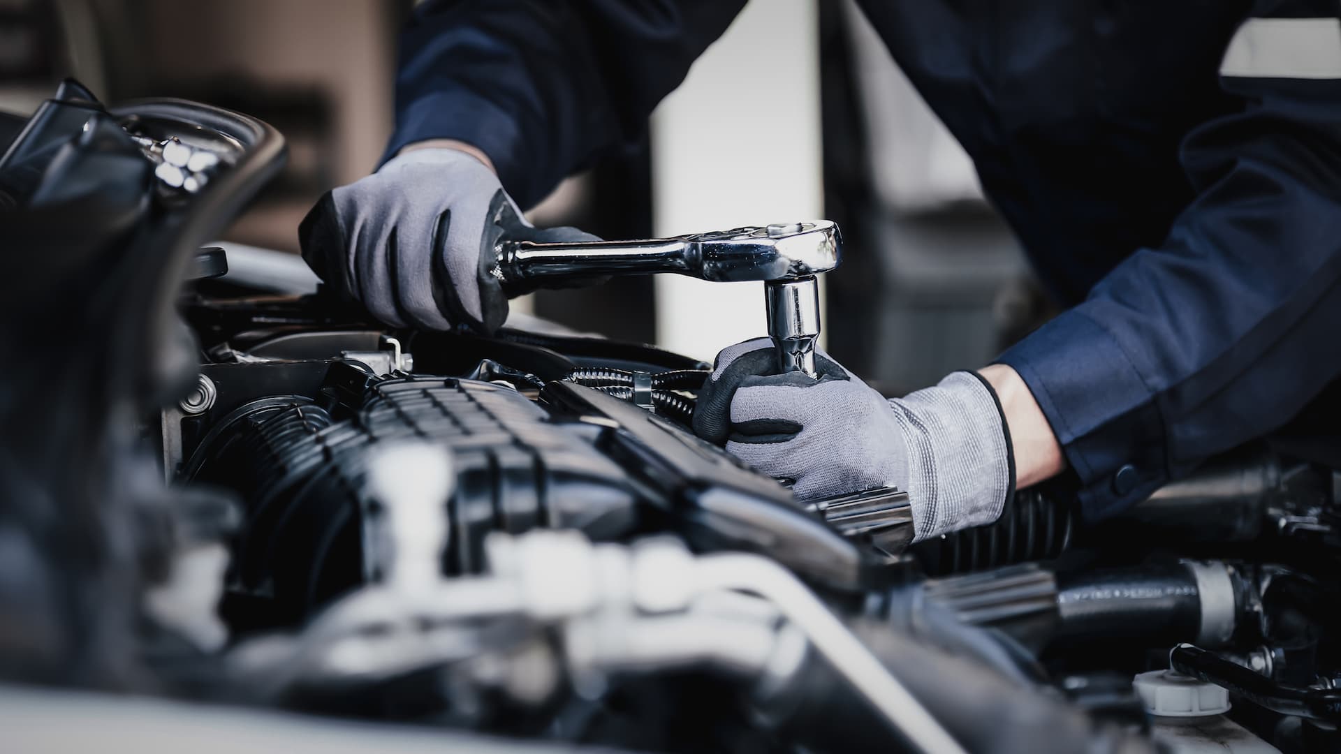 Professional automotive service center